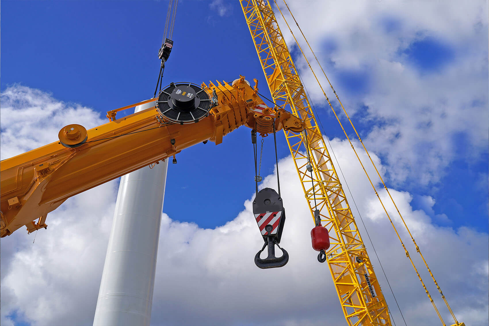 Lift Source Machinery Houston, TX Crane sells & rentals